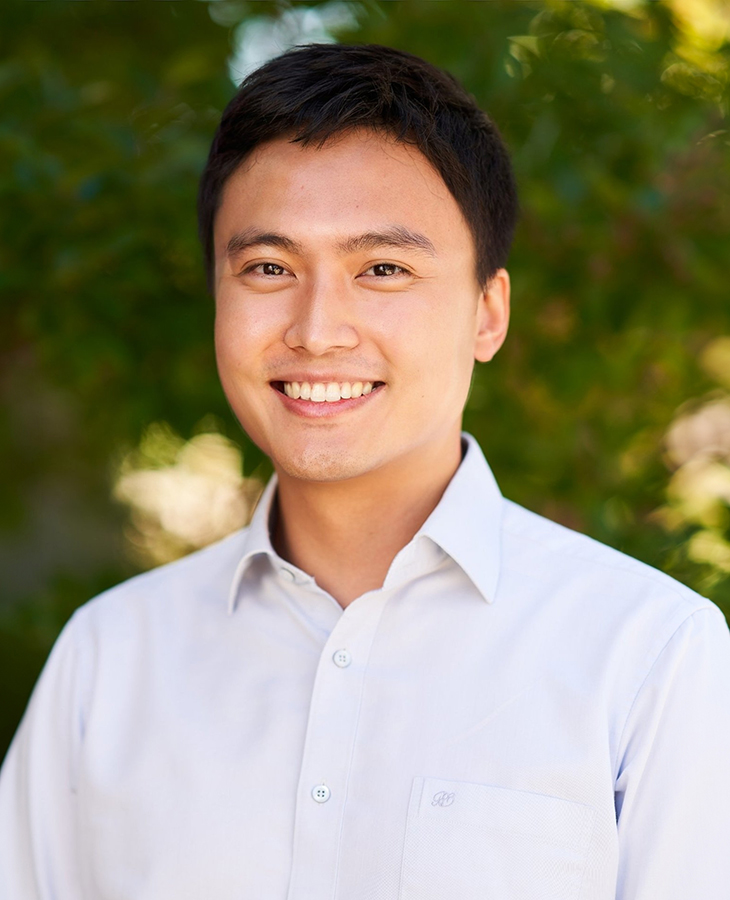 Steve Hwang professional portrait